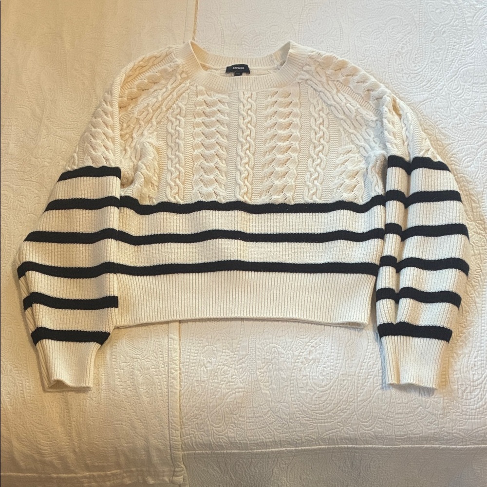 Express Striped Crew Cable Sweater Size Small
